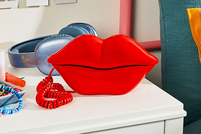Lips Phone Bundle